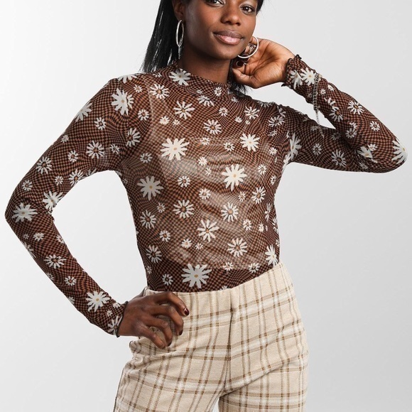 Groovy mesh daisy sheer checkered crop top - Picture 1 of 4